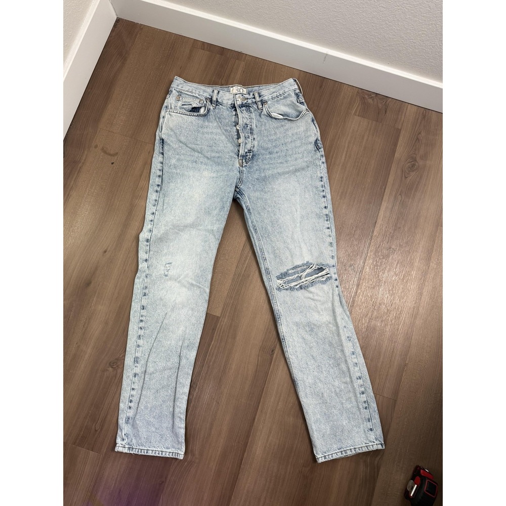 We The Free 30x30 Womens Acid Wash Blue Straight Leg Distressed Denim Button Fly